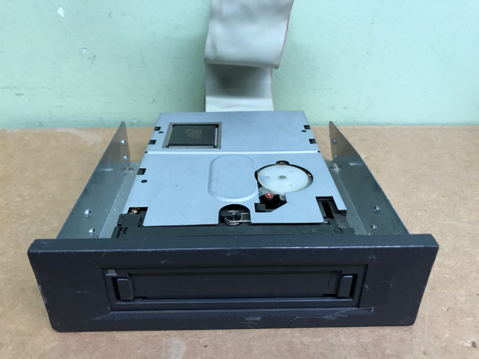 Seagate Hornet STT320000A 10GB/20GB Internal TR-5 IDE Data Tape Drive TC3300-022