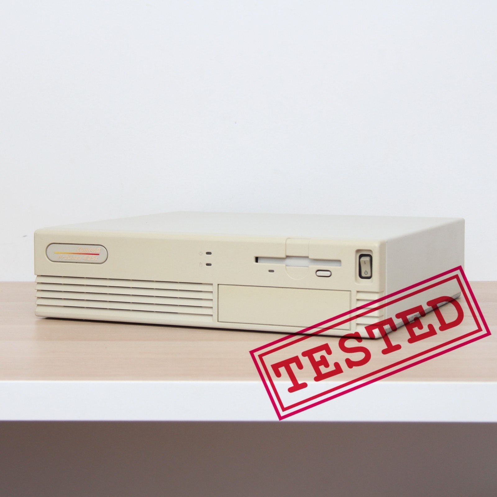 Vintage Computer COMPAQ ProLinea 4/25s (i486SX 25MHz/ 4MB/ 203MB/ 1.44MB FDD)