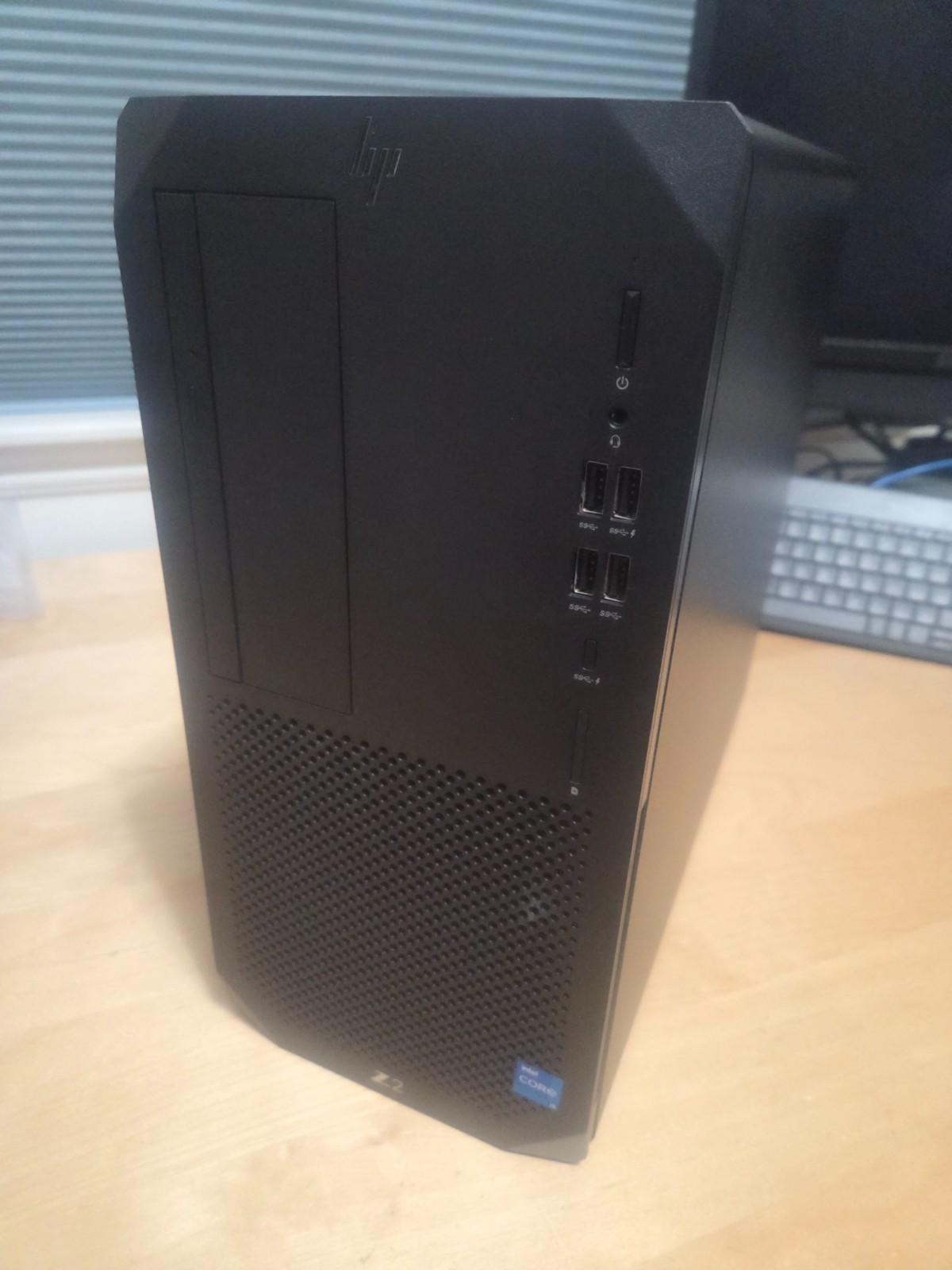HP Z2 G9 Tower Workstation  i5-12500 3.00GHz 16GB 512GB SSD