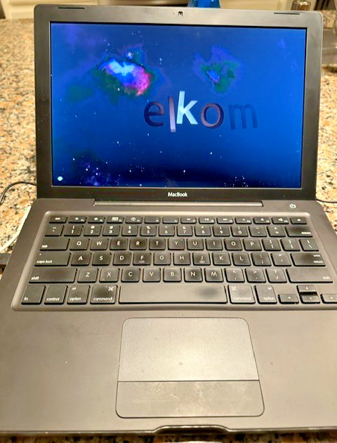 Vintage Apple MacBook Black A1181 13" | Fresh Snow Leopard 10.6 | Working + Chgr
