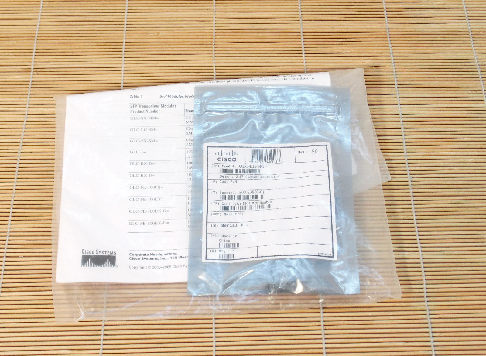 V01 New in Opnext Case Cisco GLC-LH-SM SFP Mini GBIC V01 30-1299-01 New V01 Original Packaging 
