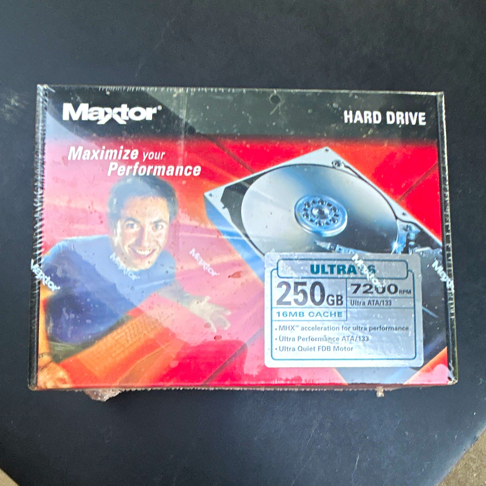 Maxtor Ultra 250GB 7200RPM 16MB Ultra ATA/133 3.5" HDD Ultra Quiet FDB