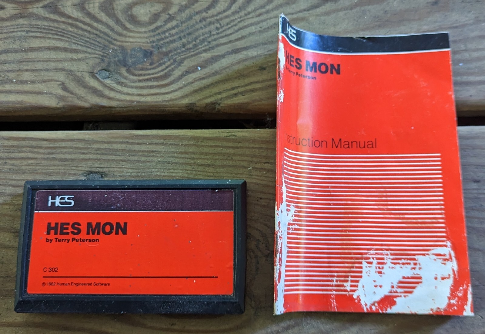 Hes Mon by Terry Peterson of Human Engineered Software HES VIC-20 cart & manual