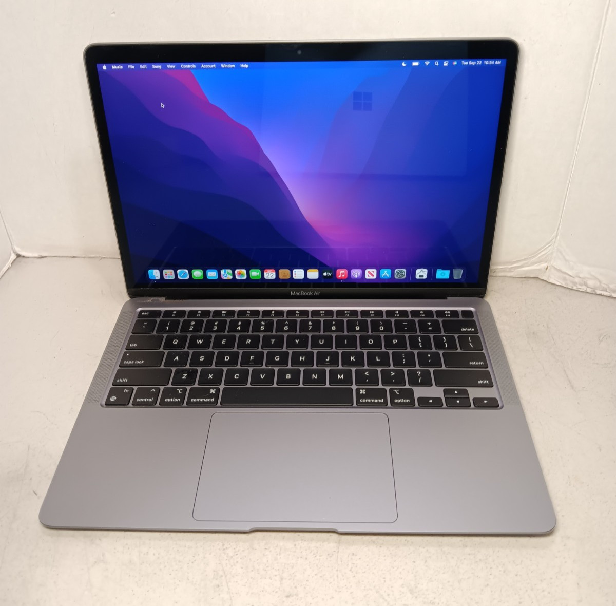 Apple MacBook Air A2337 13" 2020 M1 8GB RAM 256GB SSD macOS #69