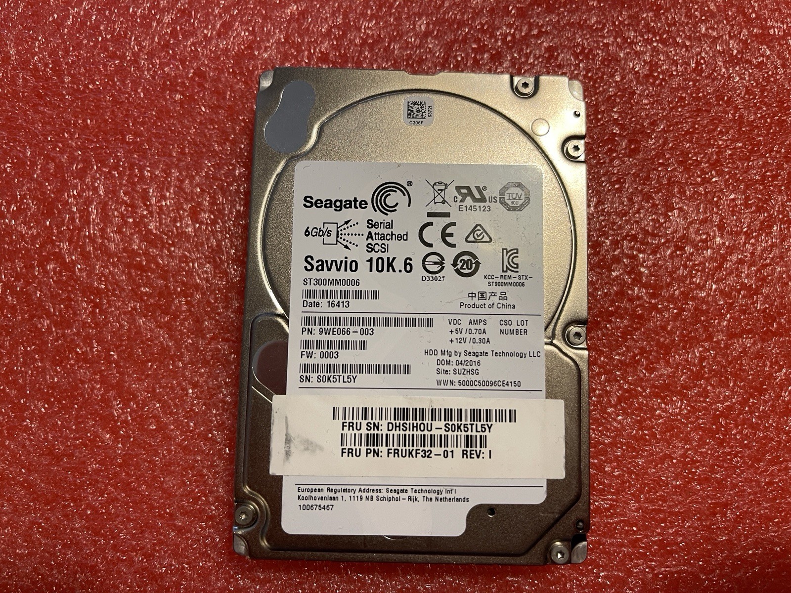 300 GB Seagate Savvio 10K.6 ST300MM0006 SAS 2 2.5 in Enterprise Drive