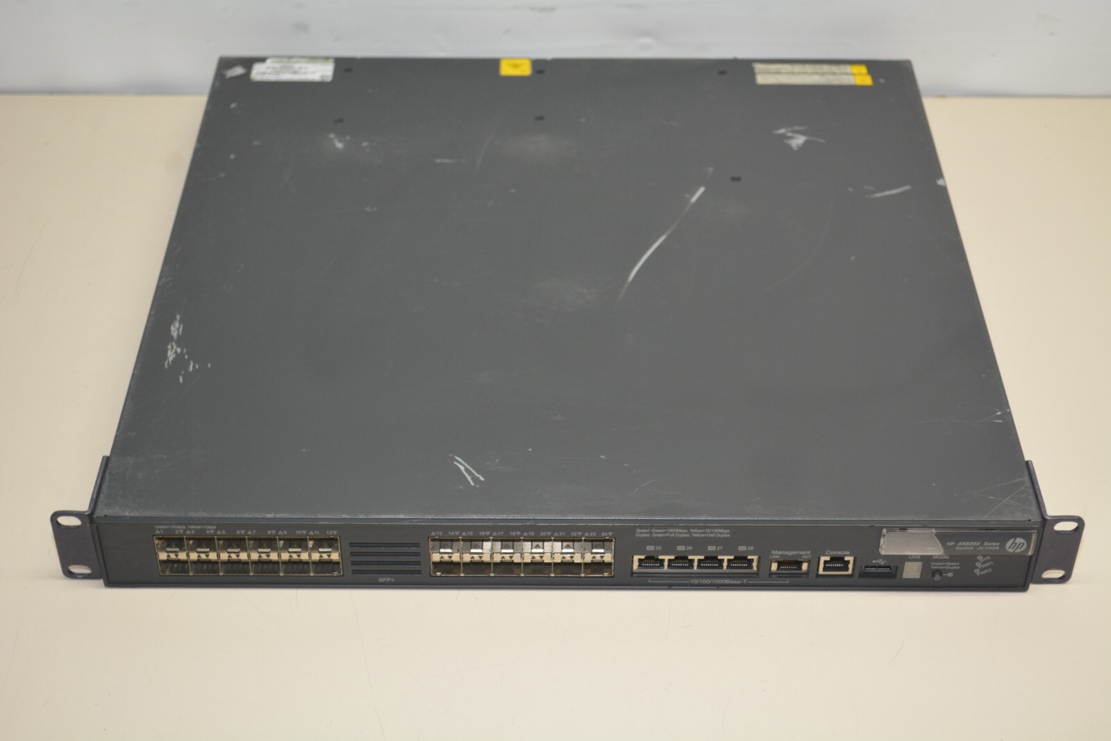HP JC102A A5820X Series 24-Port 10GbE Managed Network Switch #W2326