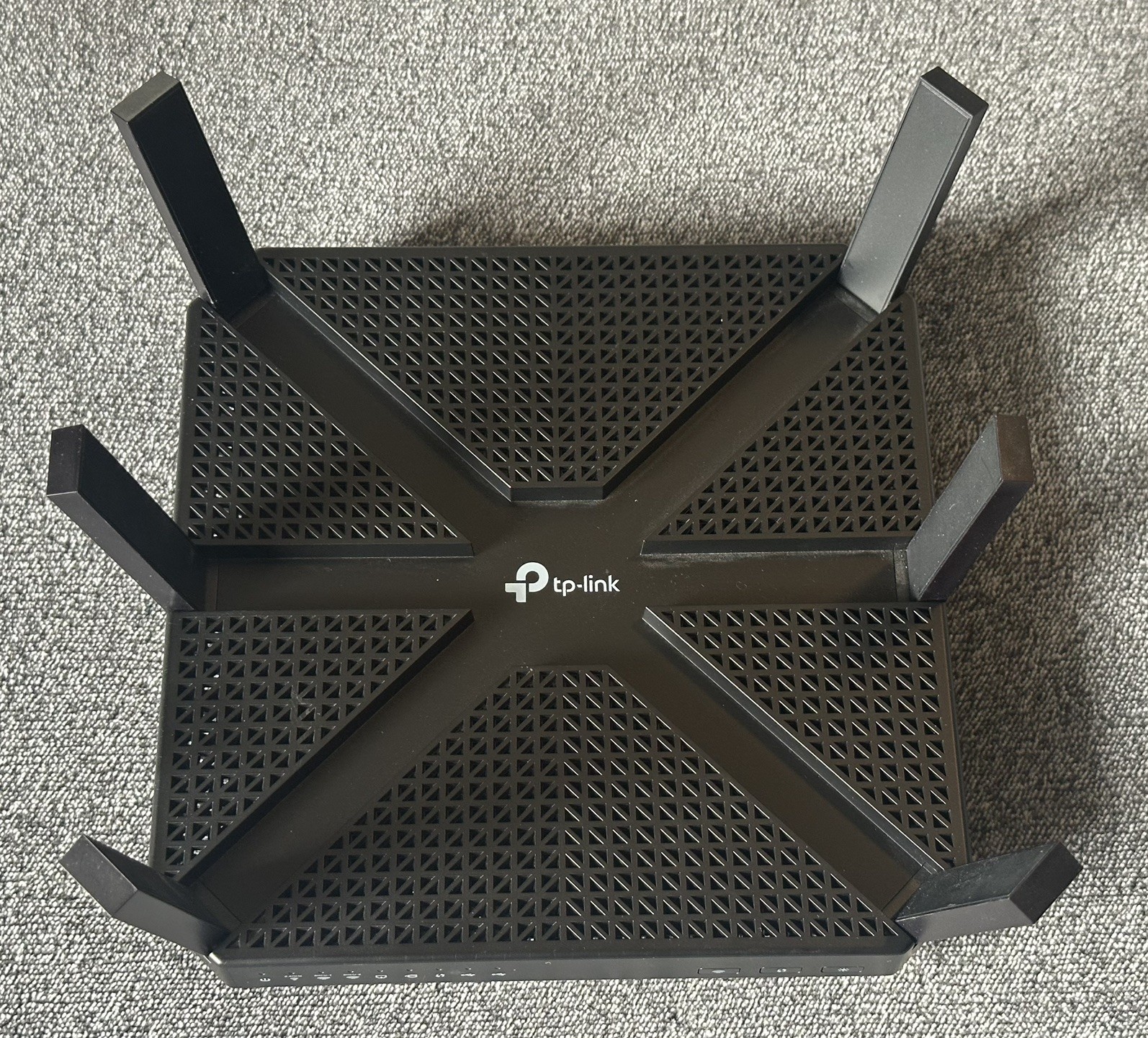 TP-Link Archer C4000 AC4000 MU-MIMO Tri-Band Wi-Fi Router  - Tested Working