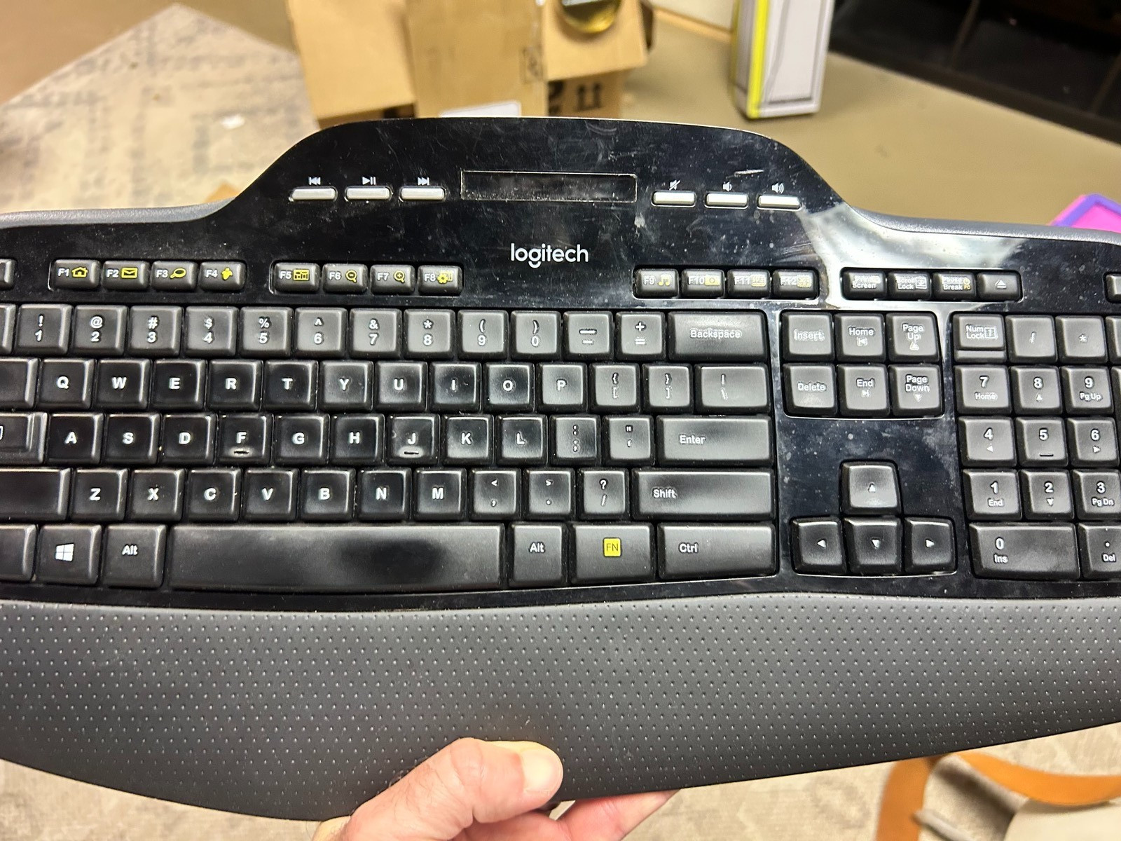 Logitech MK710 Wireless Keyboard Y-R0059 Ergonomic Multimedia No USB Receiver
