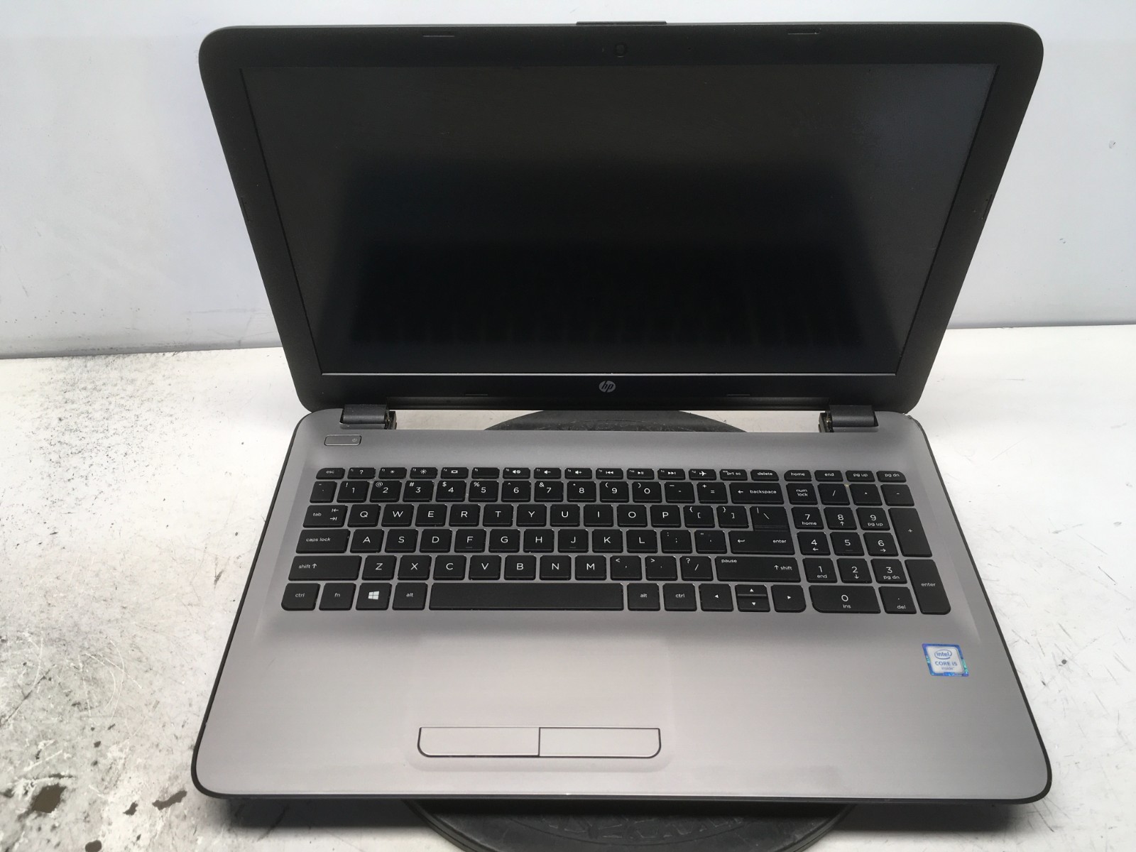 HP 15-AY013NR Intel i5-6200U 2.3GHz No RAM NO HDD No Batt