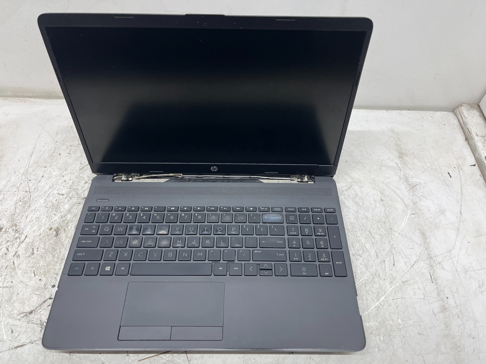 HP 250 G8 Intel i5-1135G7 2.4GHz 8 GB 256GB SSD