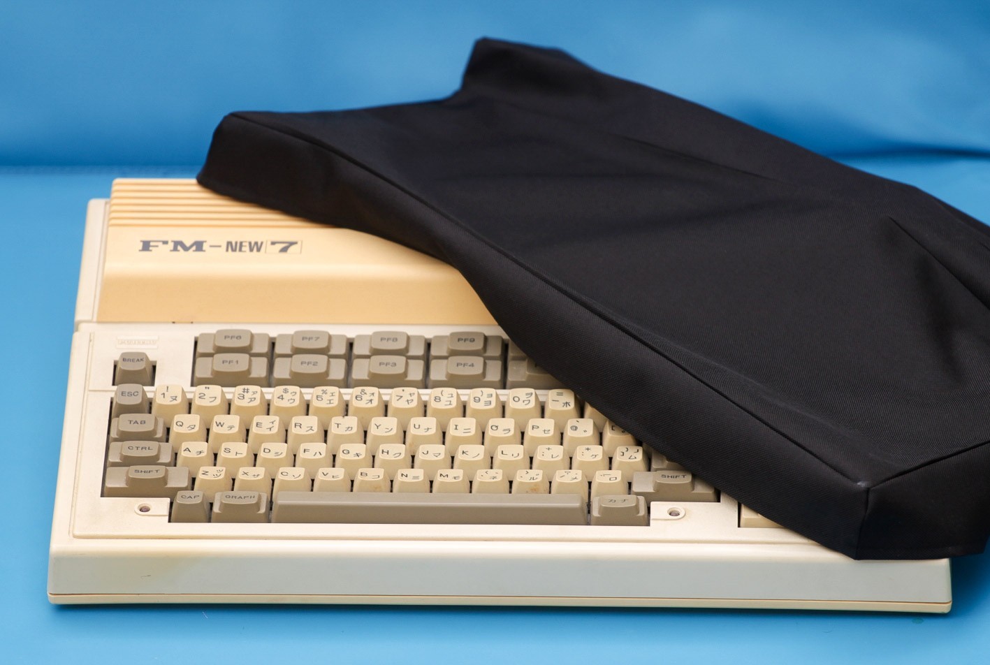 Dustcover MSX FM-New7 Fujitsu / handmade / color choice