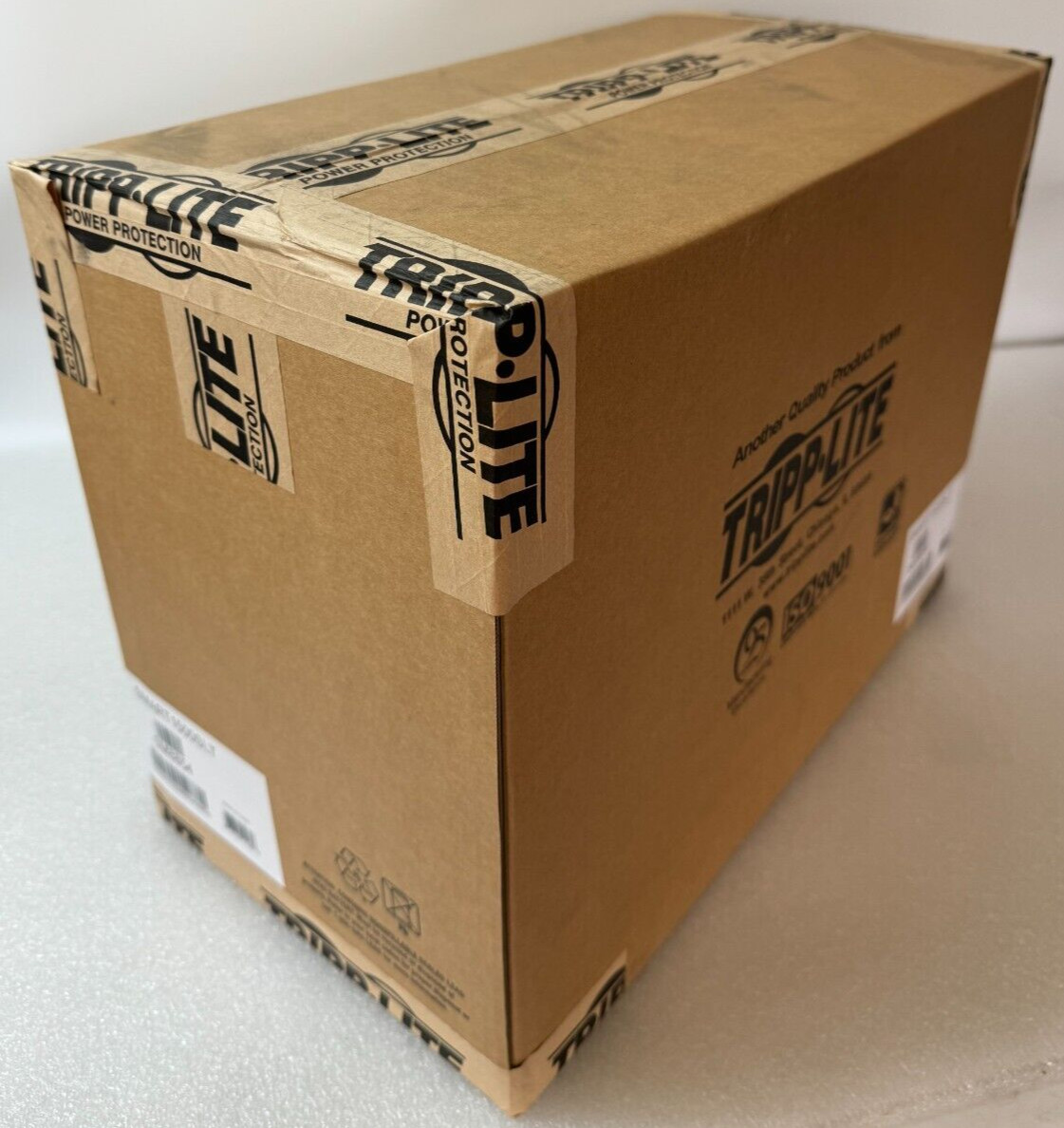 Tripp Lite SMART1500SLT SmartPro 120V 1.5kVA 900W Line-Interactive Sine Wave UPS