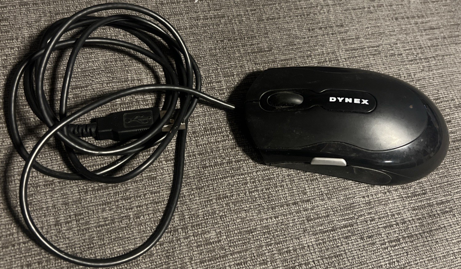 Dynex Optical Mouse DX-WMSE Wired Standard Black