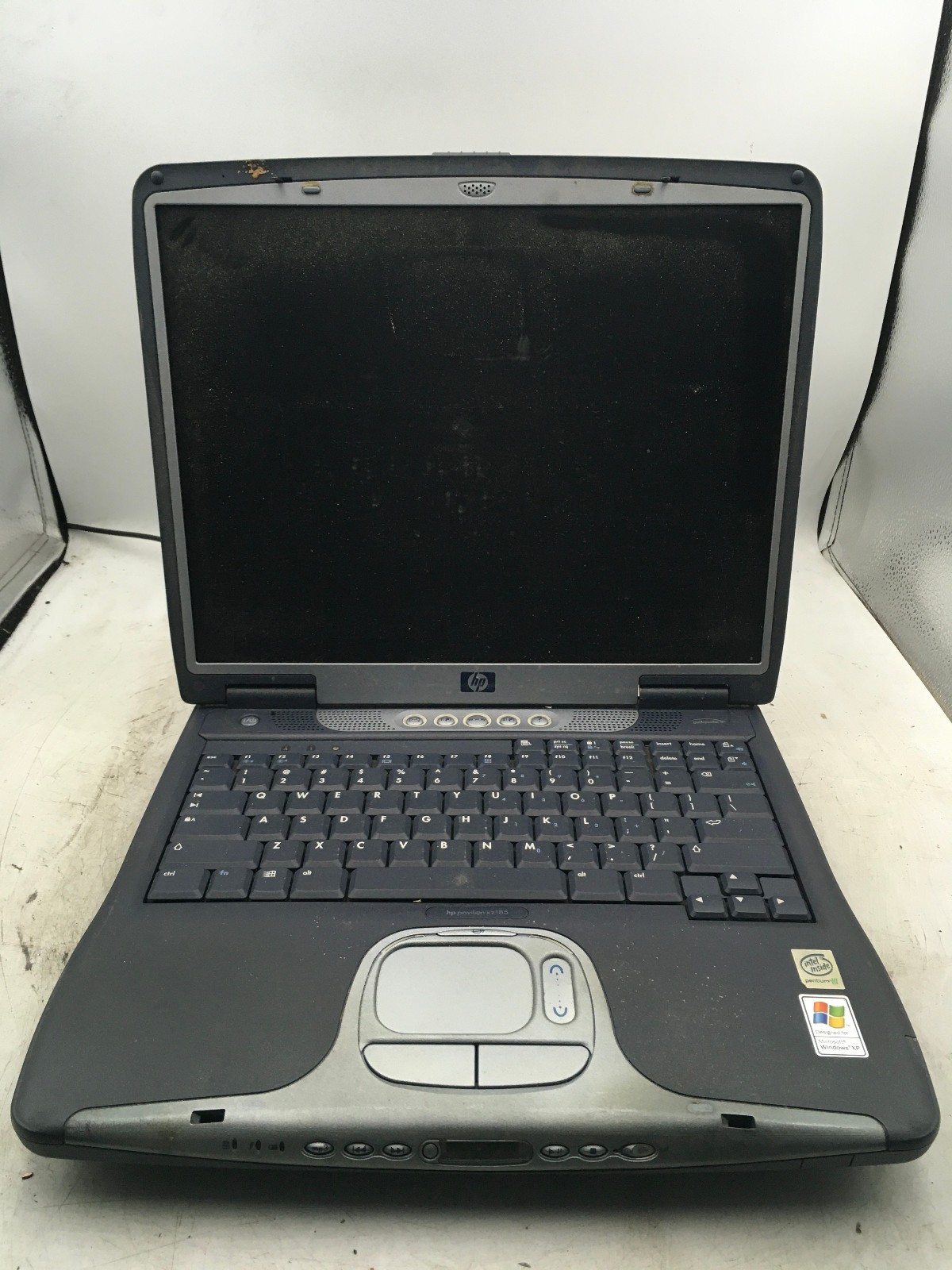 HP PAVILION XZ185 - FOR PARTS/REPAIR - INTEL PENTIUM III - 256MB RAM - READ - BB