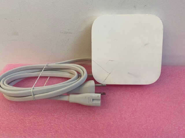 Apple AirPort Express 2nd Generation Base Station Wi-Fi Router A1392