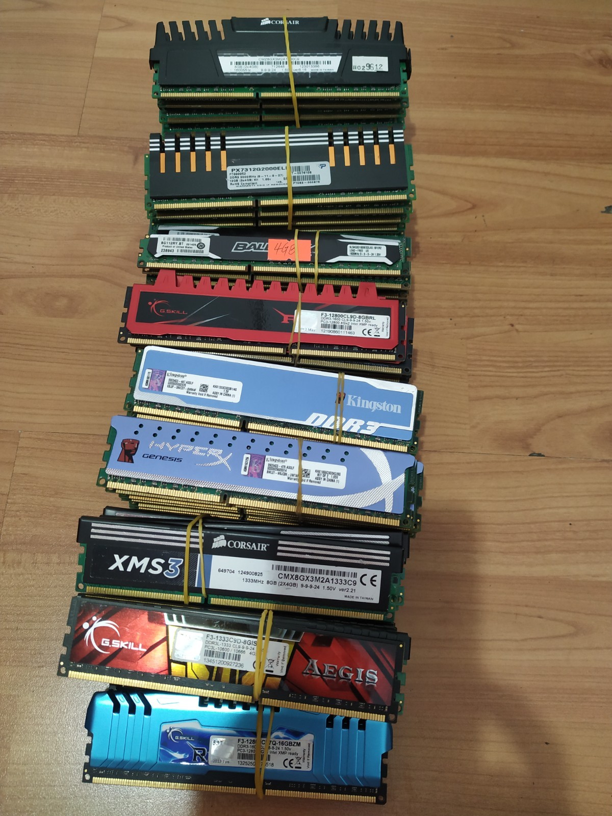 Lot of 108 Mixed brand DDR3 4GB Desktop memory ram