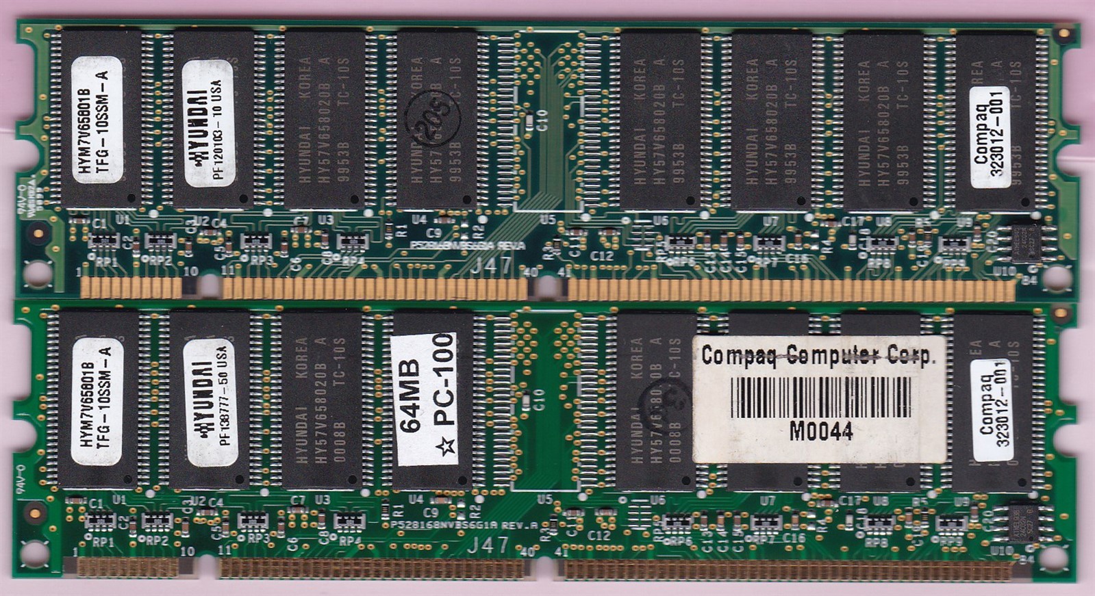 128MB 2x64MB PC100 SDRAM Hyundai HYM7V65801B Compaq 323012-001 Matched Pair Kit