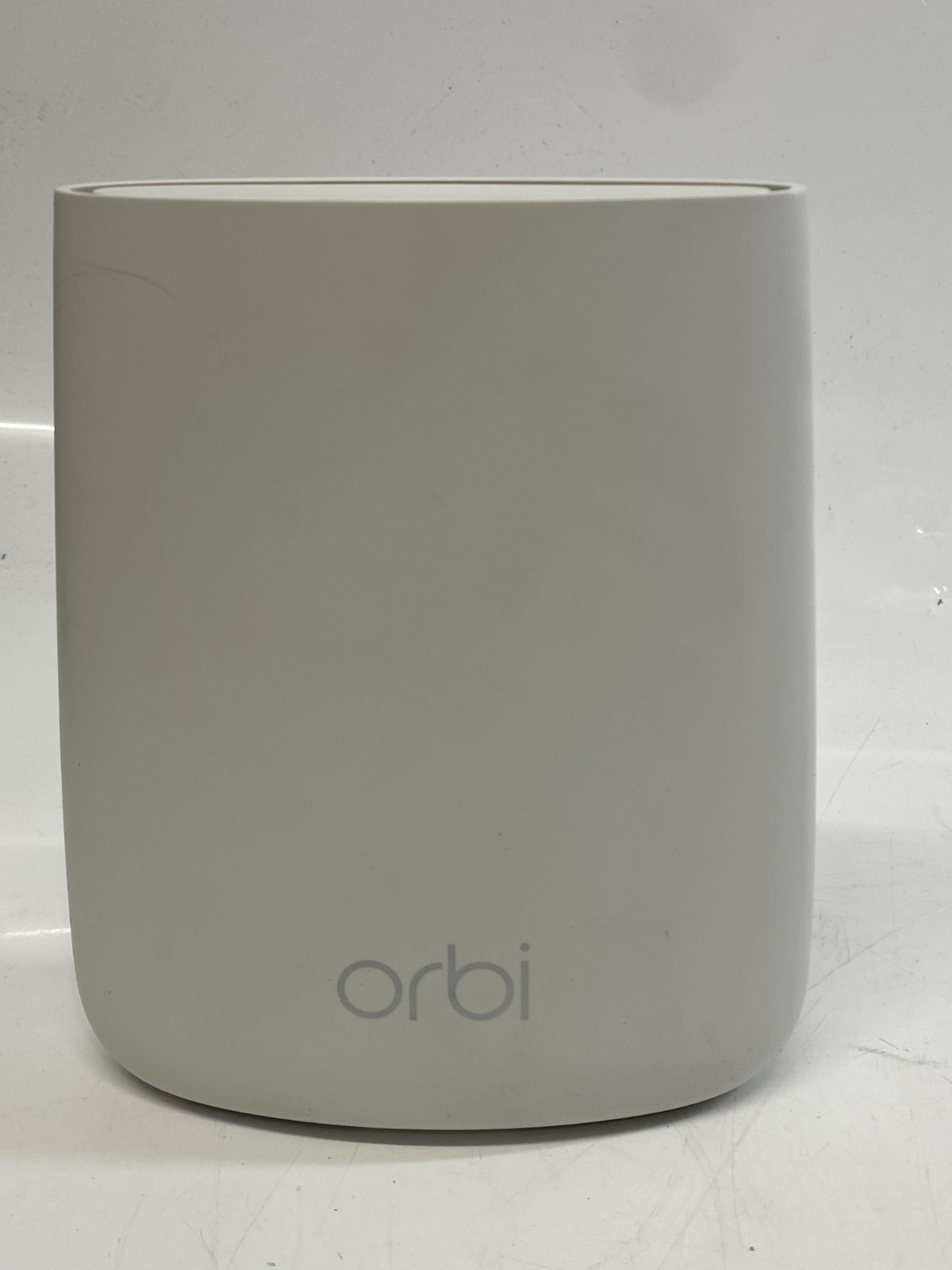 NETGEAR Orbi RBS20 AC2200 Tri-Band Wi-Fi Coverage Whole Home Satellite