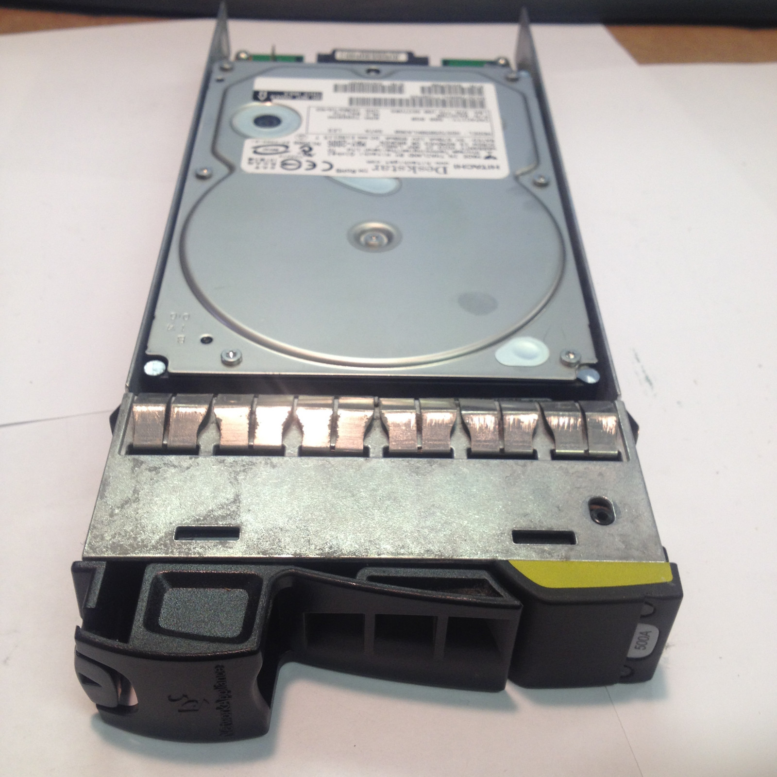 NetApp - X267A-R5 - 108-00088+A0 HITACHI 500GB 7.2K SATA to FC 0A32780, 0A32204