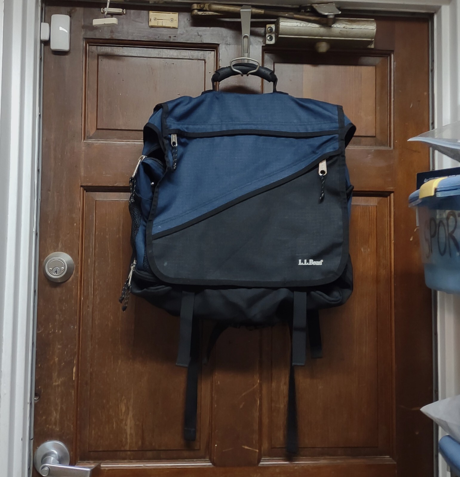 LL BEAN Navy Blue & Black The Big Easy Pack Laptop Messenger Backpack