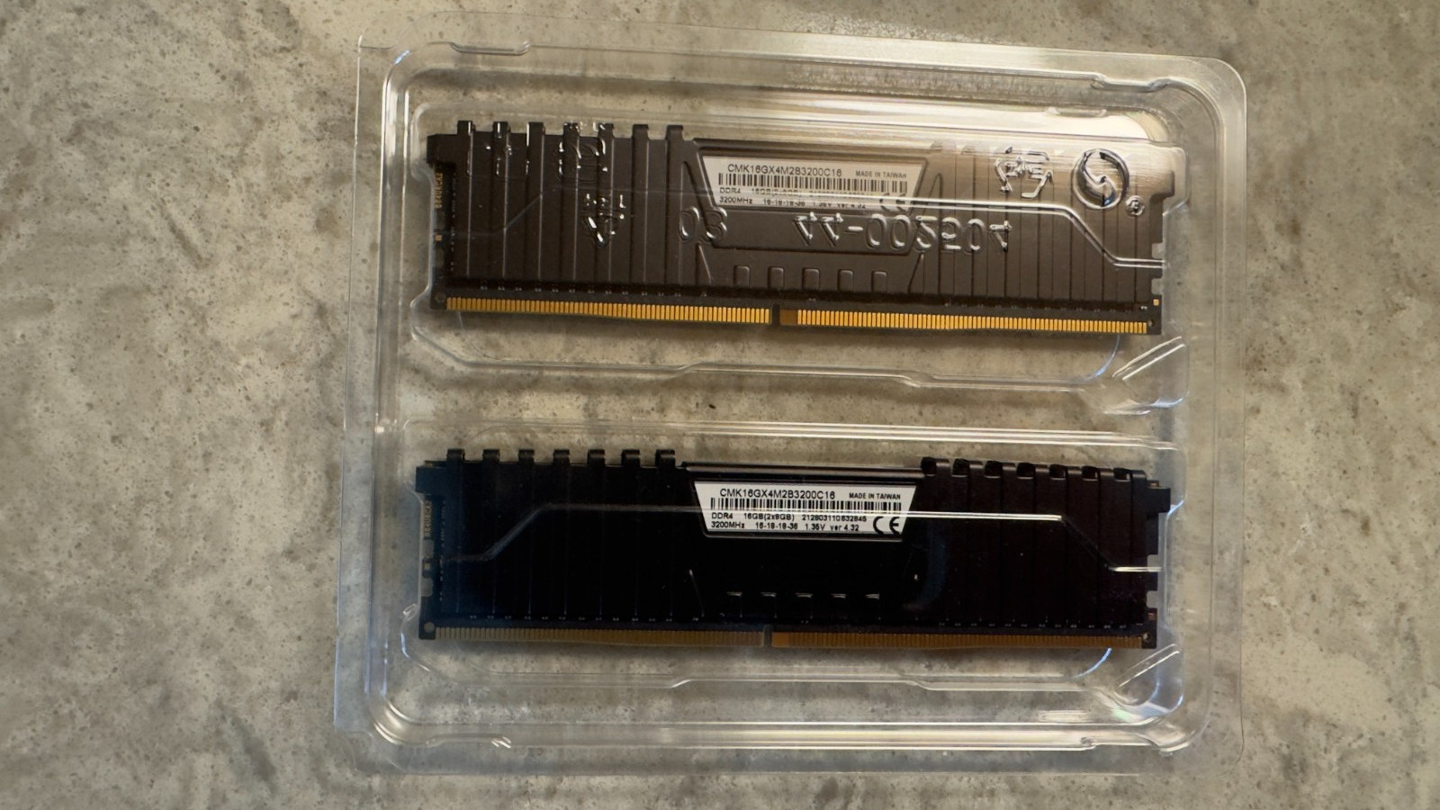 Corsair Vengeance LPX 16GB (2x8GB) RAM DDR4 3200MHz CMK16GX4M2B3200C16