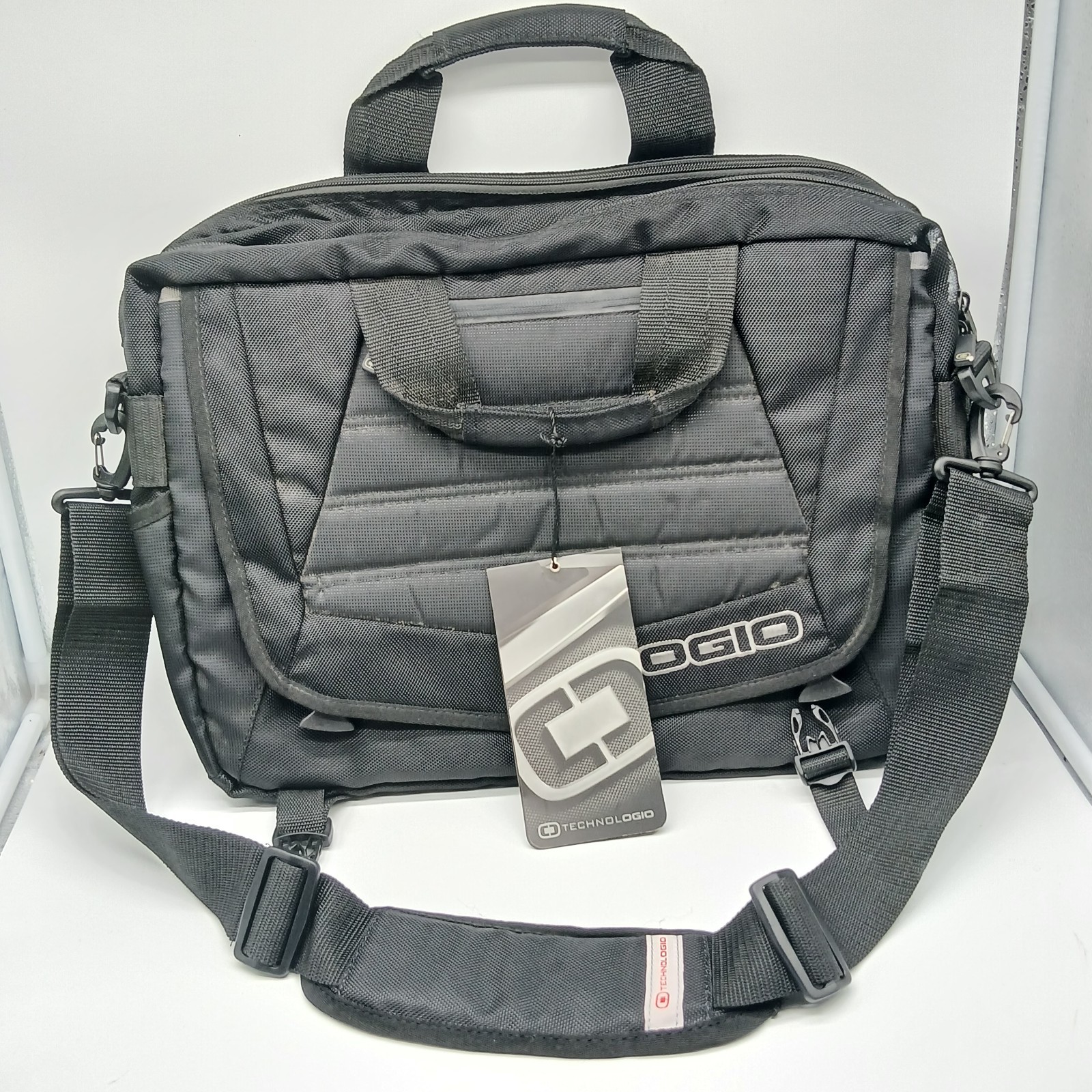 OGIO Laptop Bag Fits 17” Laptop  Messenger Zip Pocket Carry NEW With Tags