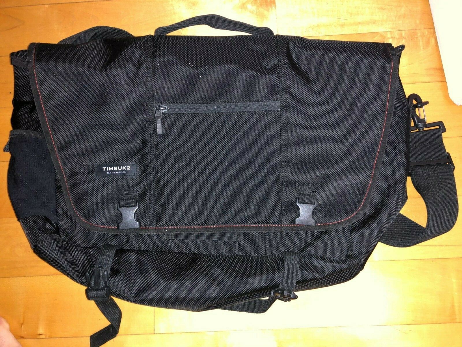 Timbuk2 Meta Messenger 15 gently used in great condition