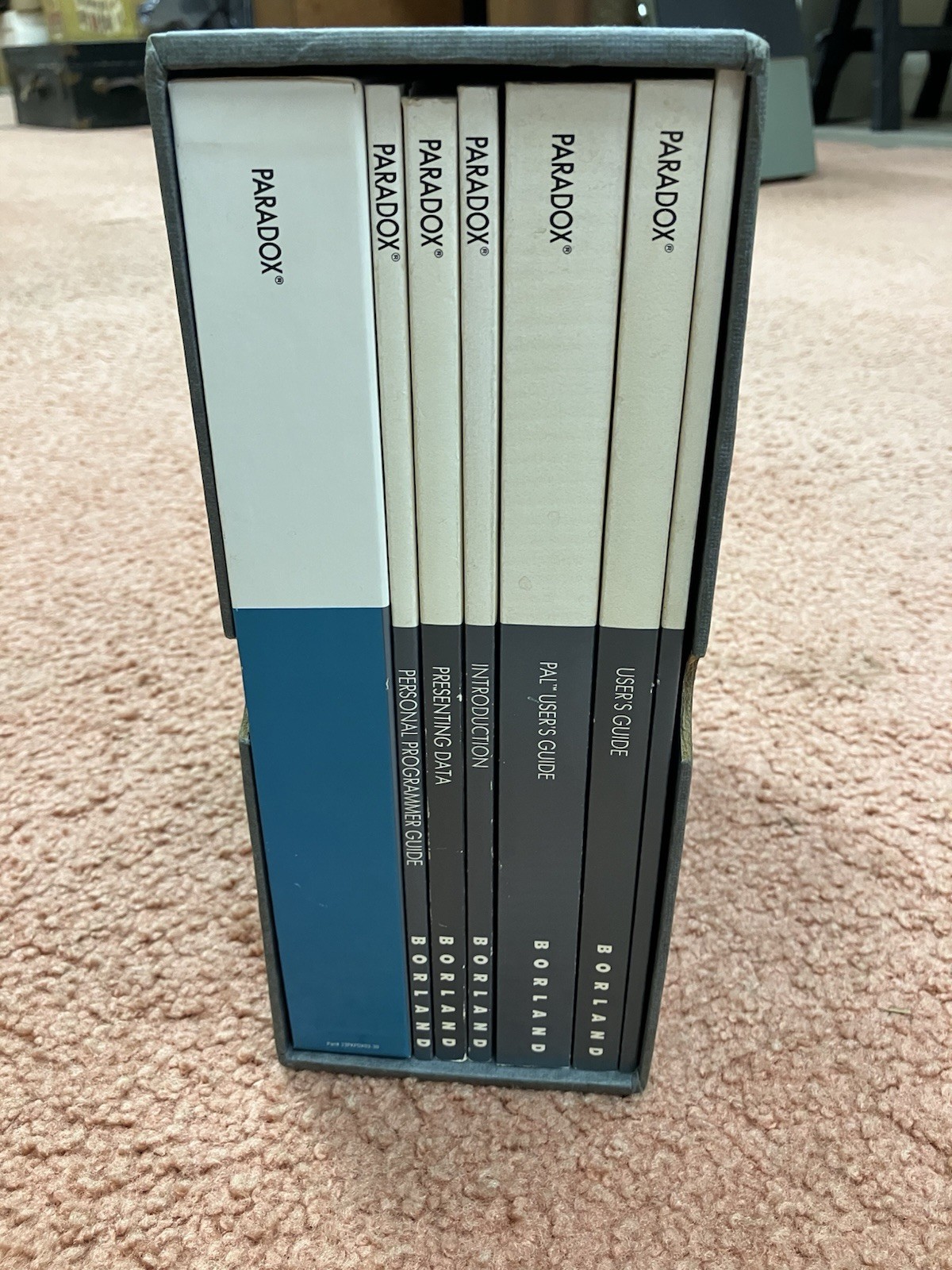 BORLAND PARADOX RELATIONAL DATABASE VER. 3.5 W/ 5.25” FLOPPY DISKS AND GUIDES