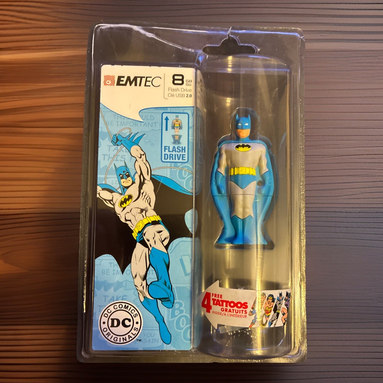 Vintage EMTEC Superhero USB 2.0 Flash Drive, Batman, 8GB DC Comics