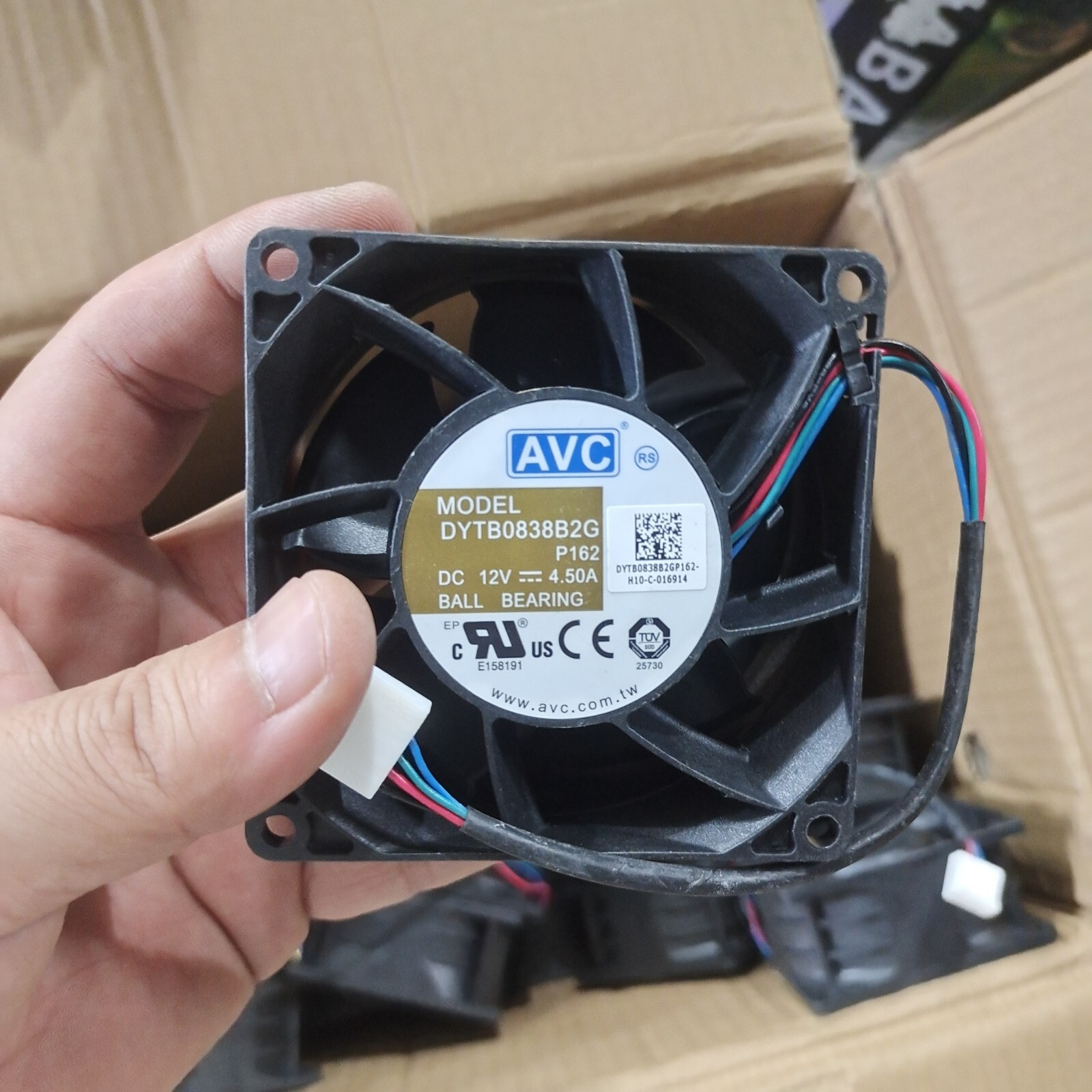 AVC DYTB0838B2G 12V 8038 8CM 4.5A high speed violent fan