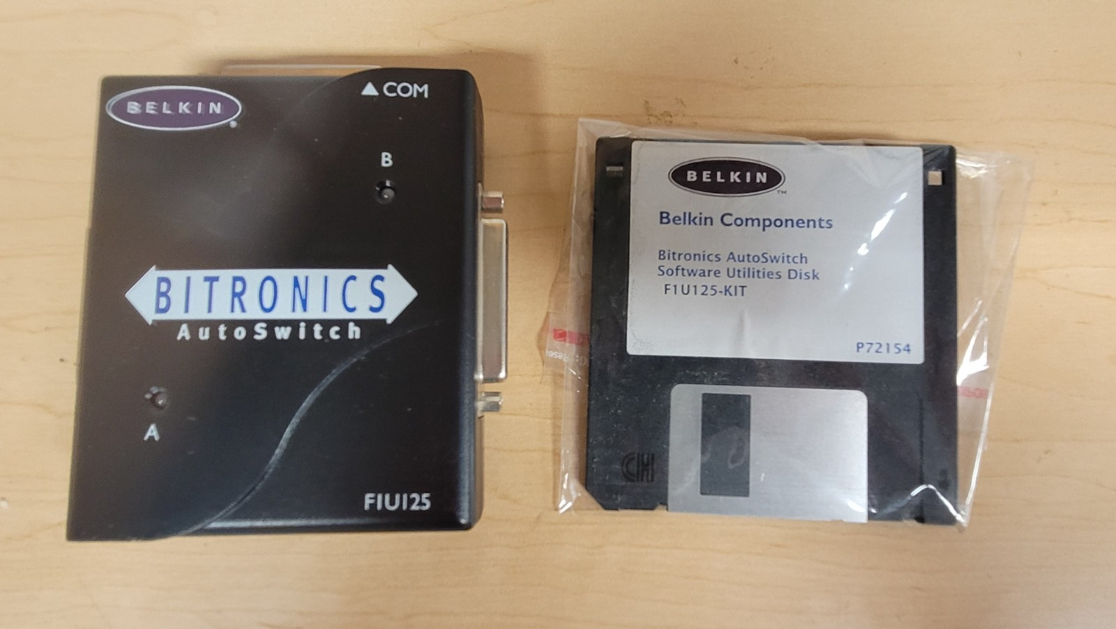 Belkin F1U125-KIT Bitronics 2-Port Parallel Auto Switch Kit vintage printer