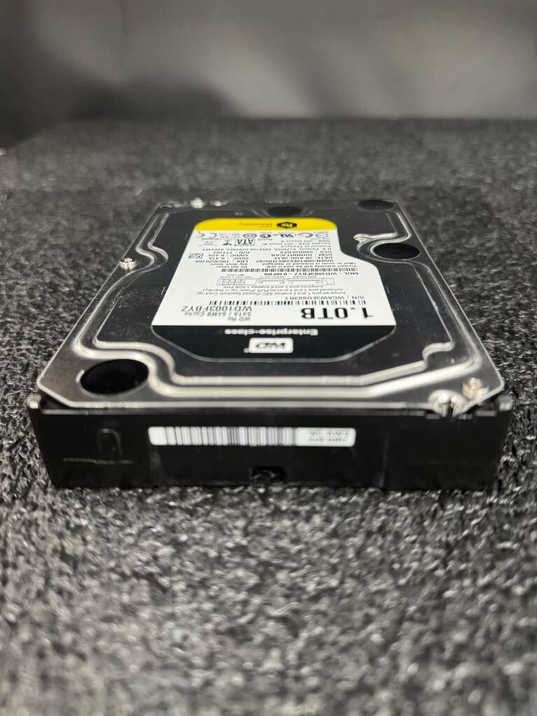 WD WD1003FBYZ-010FB0 1TB 7.2K RPM  64MB CACHE 3Gb/s SATA 3.5" HDD