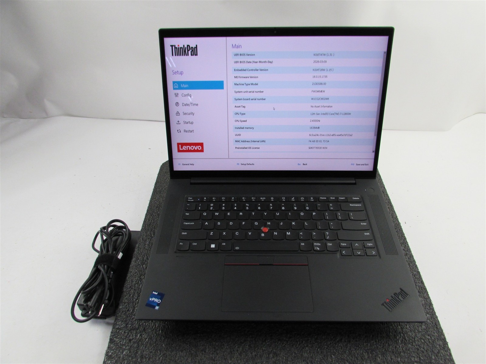 LENOVO THINKPAD P1 (GEN 5) 4K TOUCH I7-12800H 512GB 16GB RTX A1000 WIN 11 HOME
