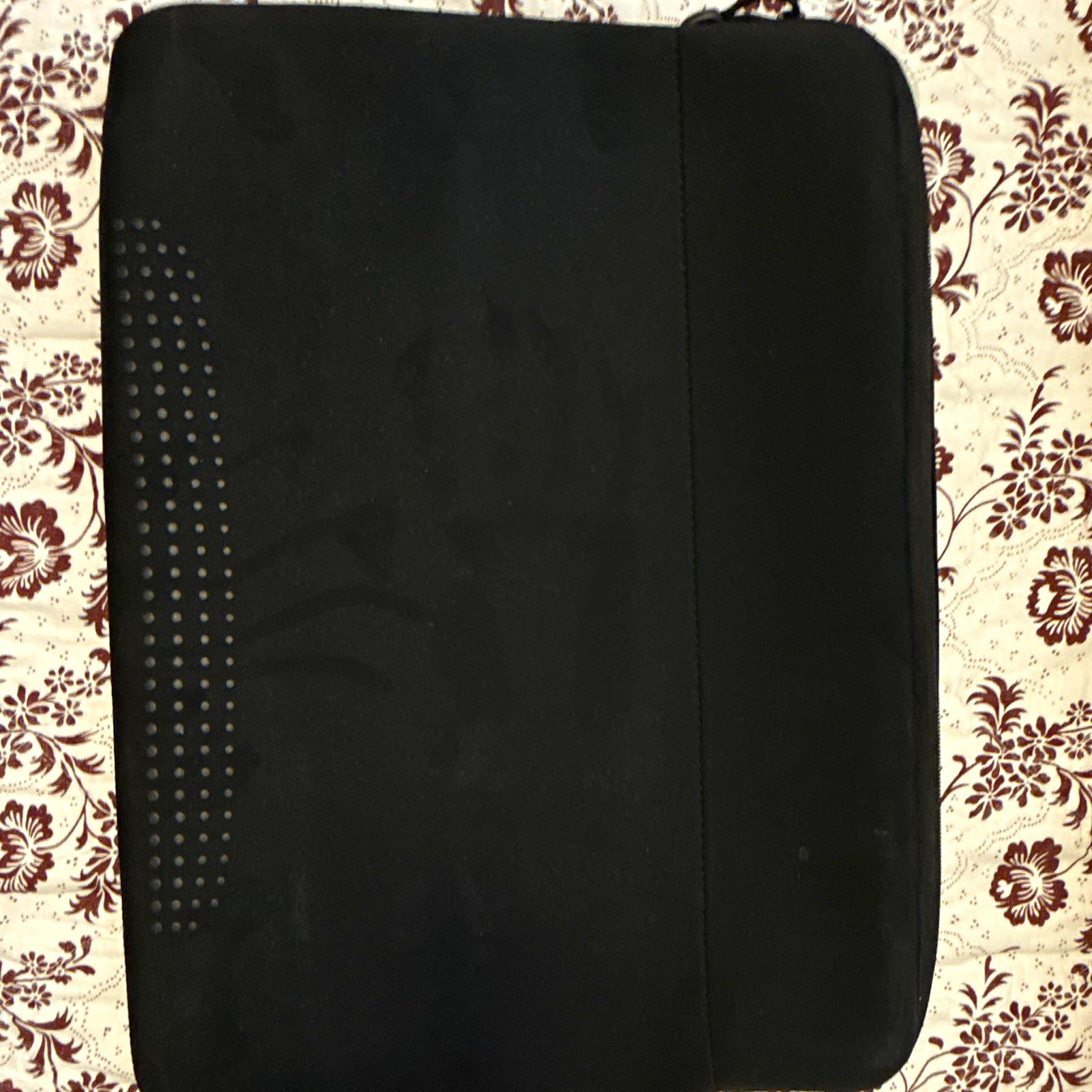 Samsonite Black Laptop Sleeve Case, Universal Fit, Solid Pattern