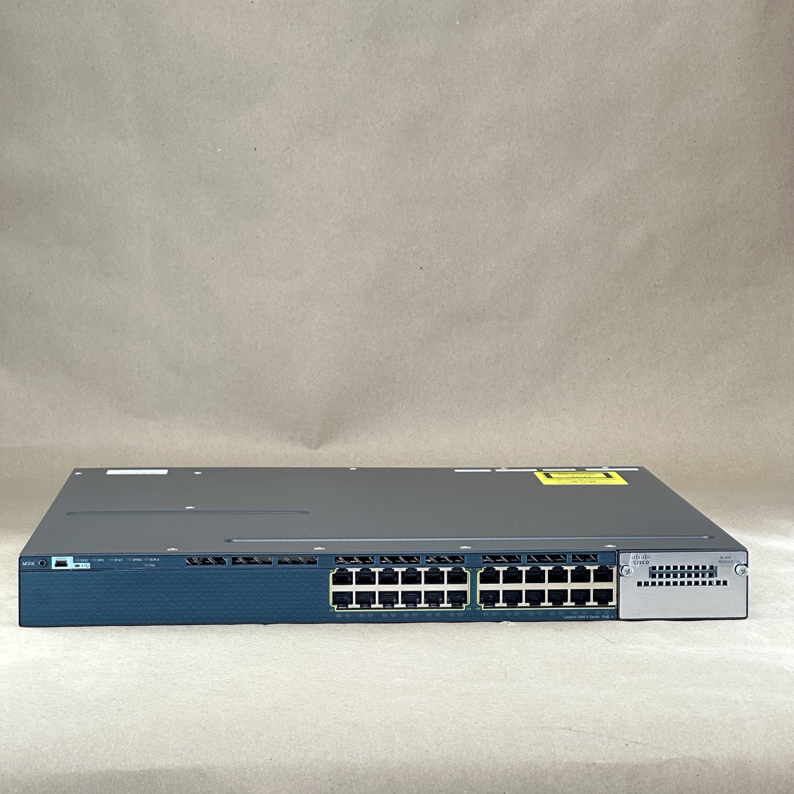 Gigabit Switch 24 port PoE+ Cisco WS-C3560X-24P-L New in Original Box