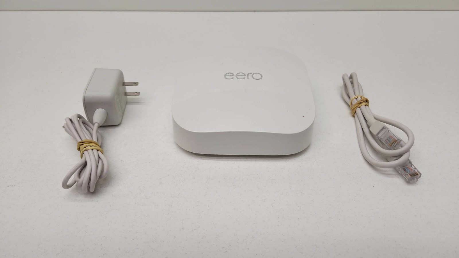 Eero Pro 6E Wi-Fi Mesh Router Model S010001 w AC Adapter Ethernet Bundle TESTED