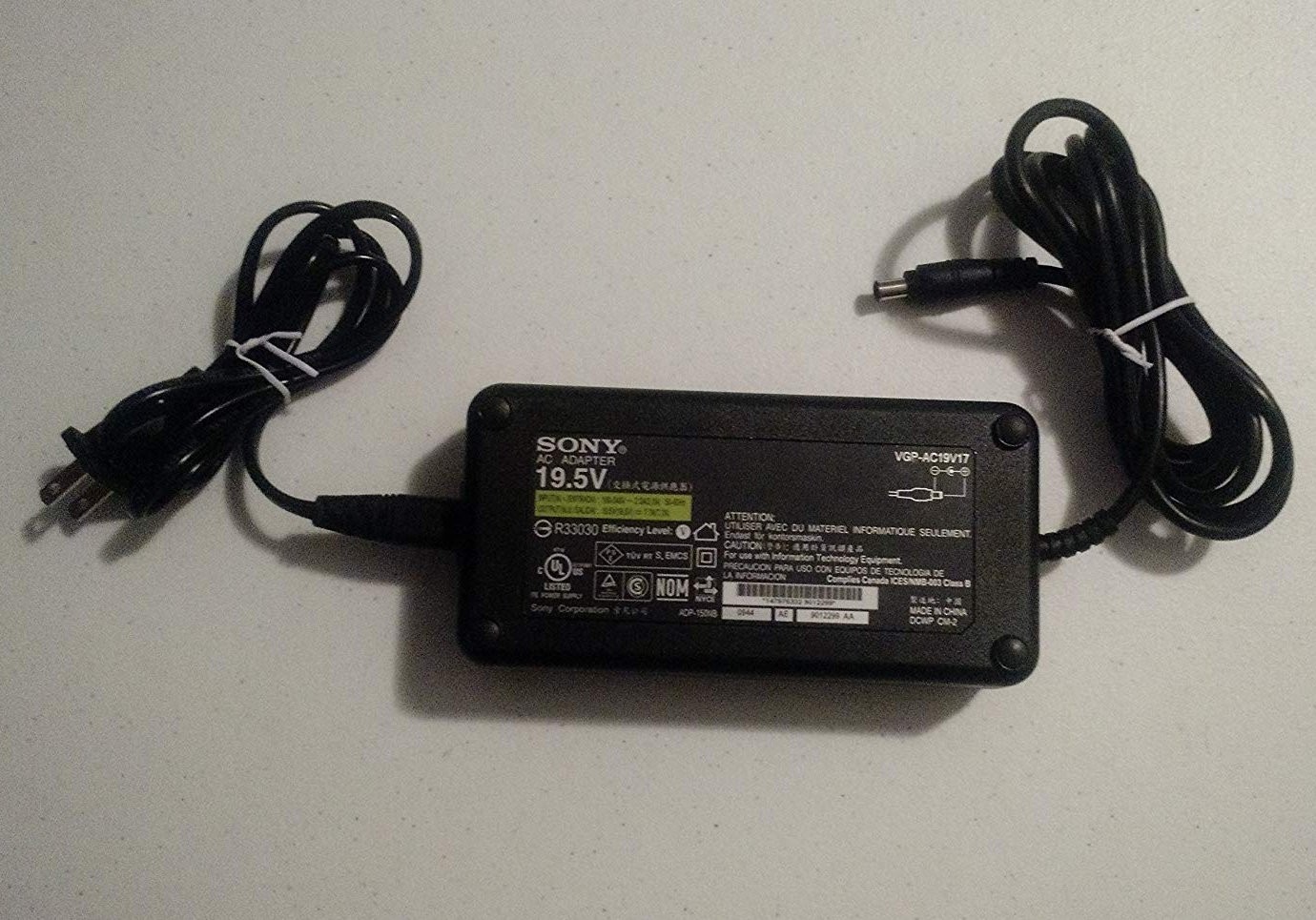 New Genuine 150W AC Adapter Sony Vaio VGC-LT20E VGC-LT23E VGC-LT25E VGC-LT32E