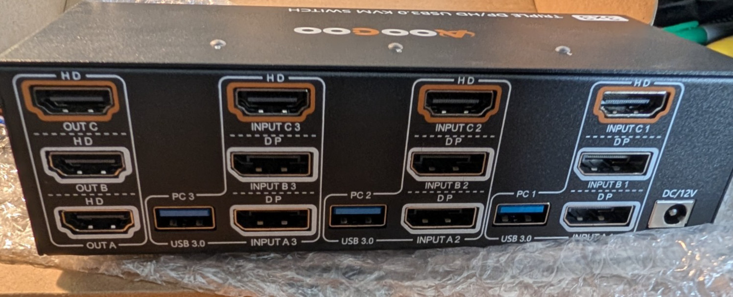 8K HDMI DP KVM Switch 3 Monitors 3 Computers, 8K@60Hz/4K@144Hz KVM Switch for 3