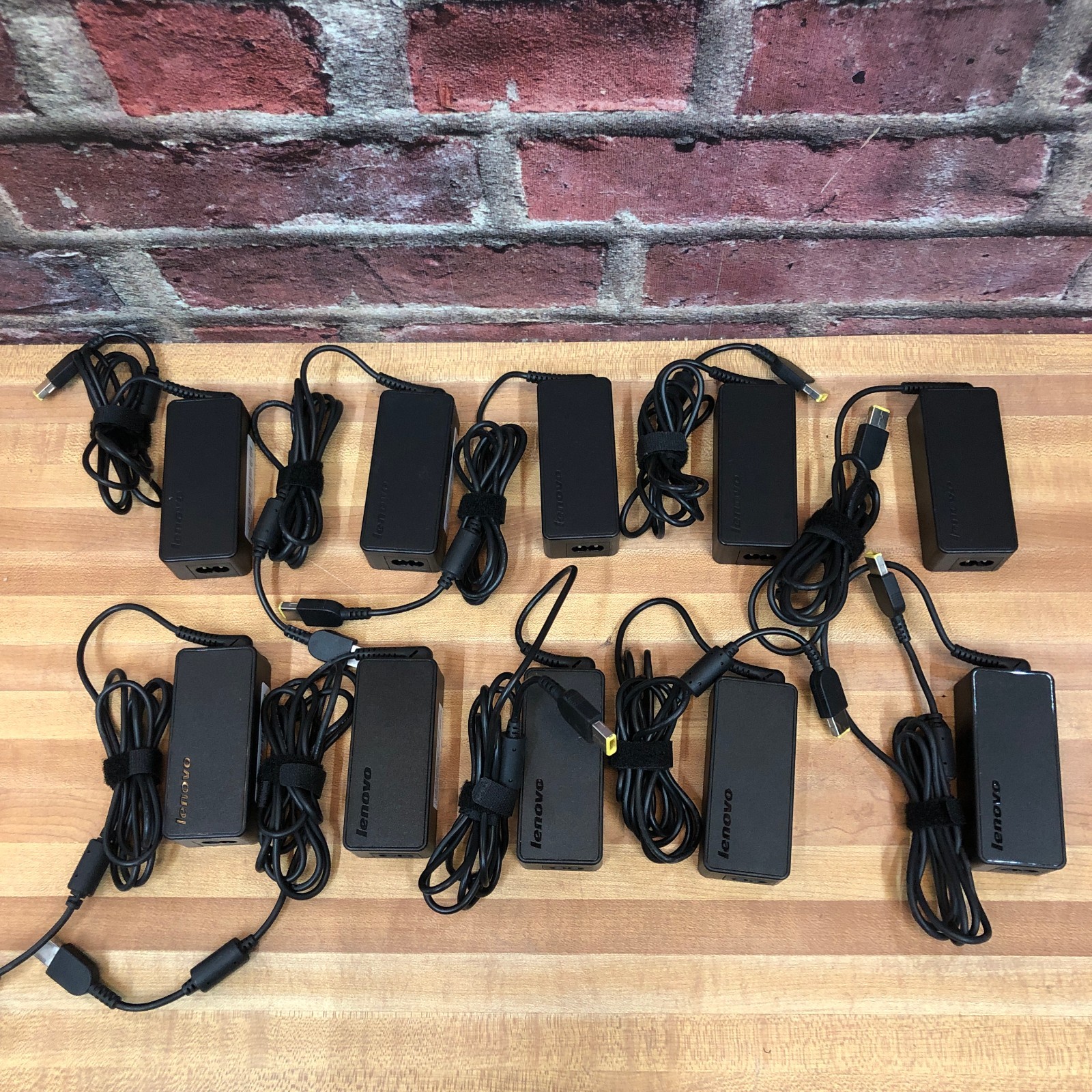 LOT OF 10 GENUINE Lenovo ADLX45DLC2A 45W ThinkPad Laptop Charger Square Tip 20V