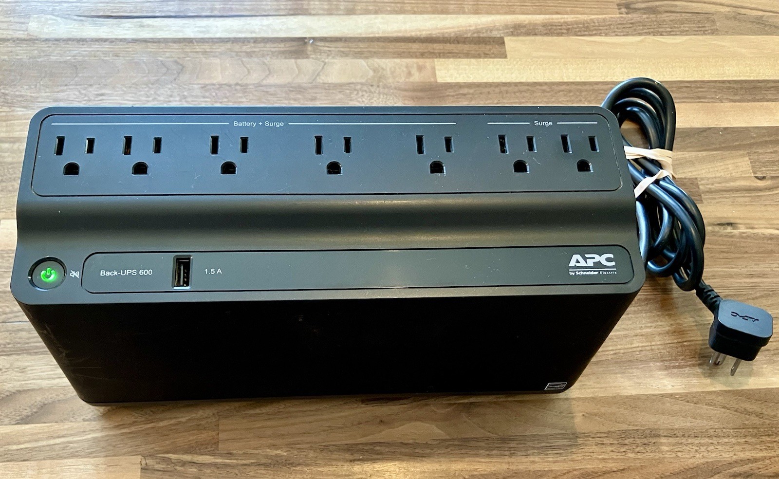 APC by Schneider Electric Back-UPS 600VA BE600M1 Tested:working