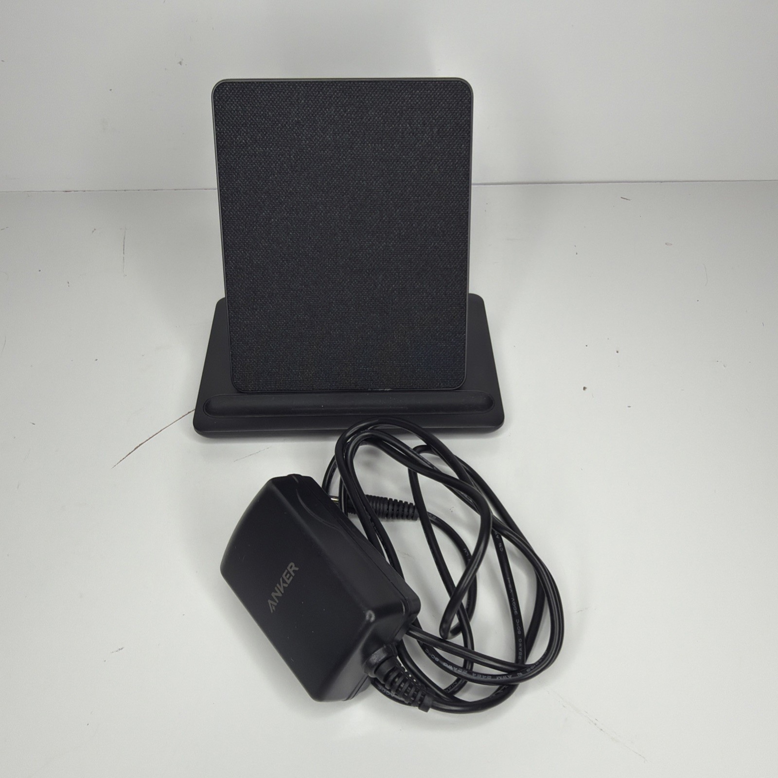 Anker Y1822 Wireless Charging Dock for Kindle Paperwhite Signature Edition