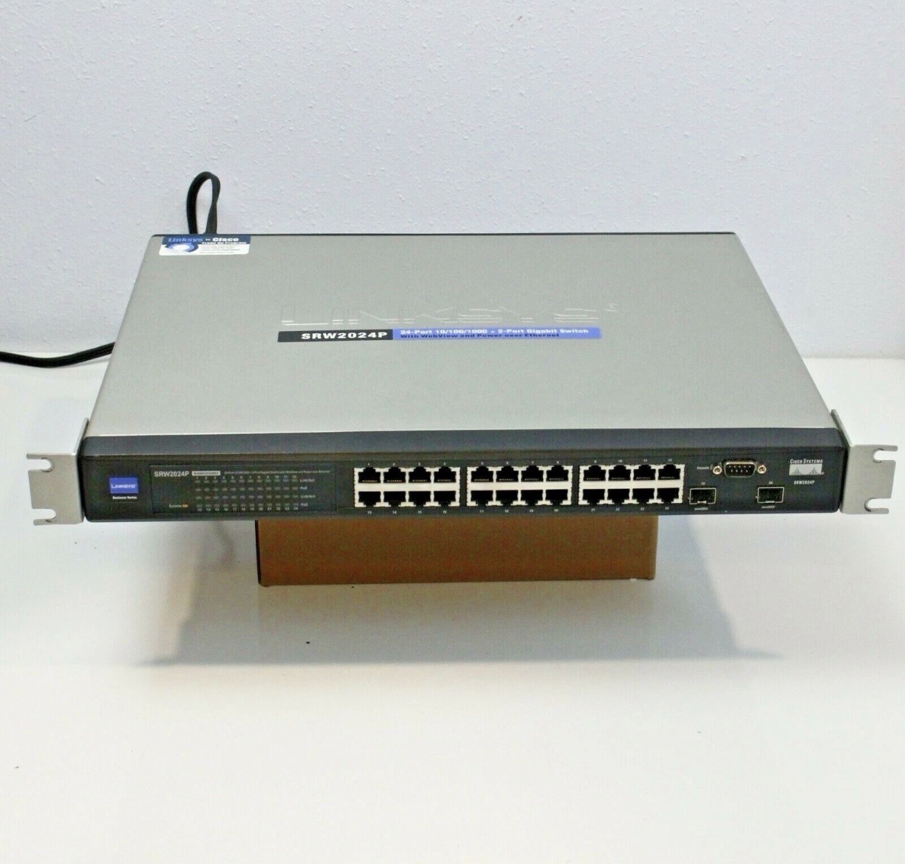 Linksys SRW2024P 24-Port 10/100/1000 Managed Gigabit Switch 