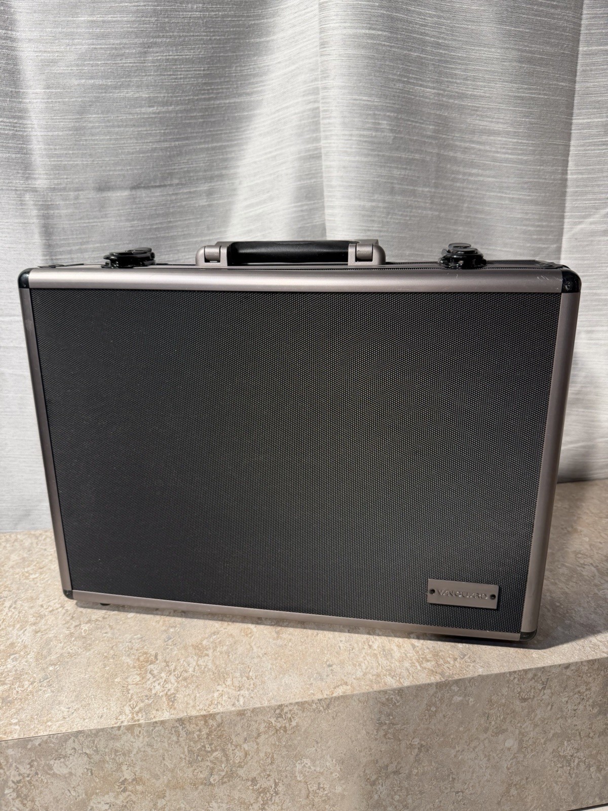 Vanguard Hard Case  Aluminum LapTop Brief Case No Shoulder Strap or Keys