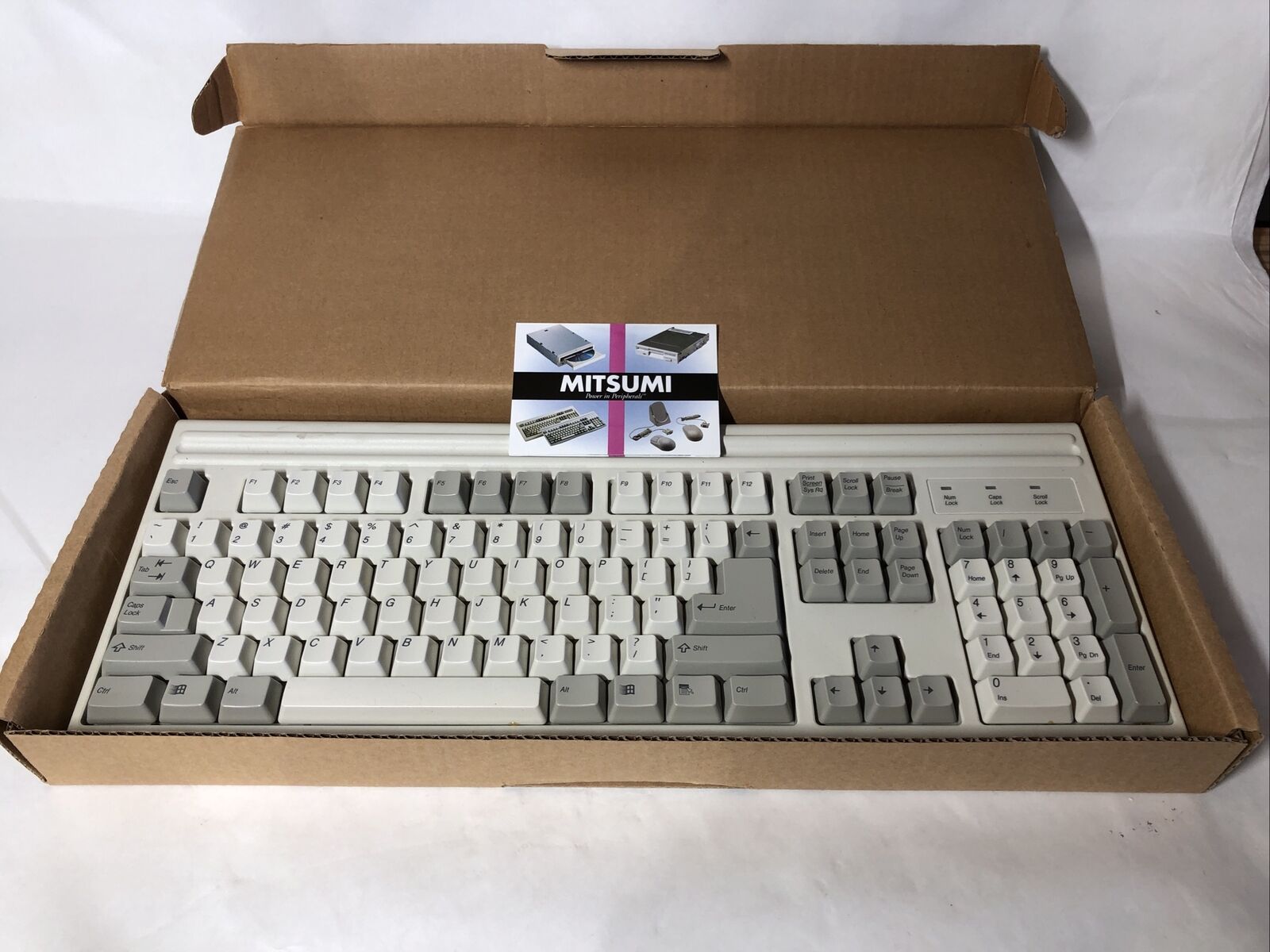 Vintage 90s Y2K - Mitsumi PC Keyboard Model XT 104/105 White KPQEA4ZA w/ Box