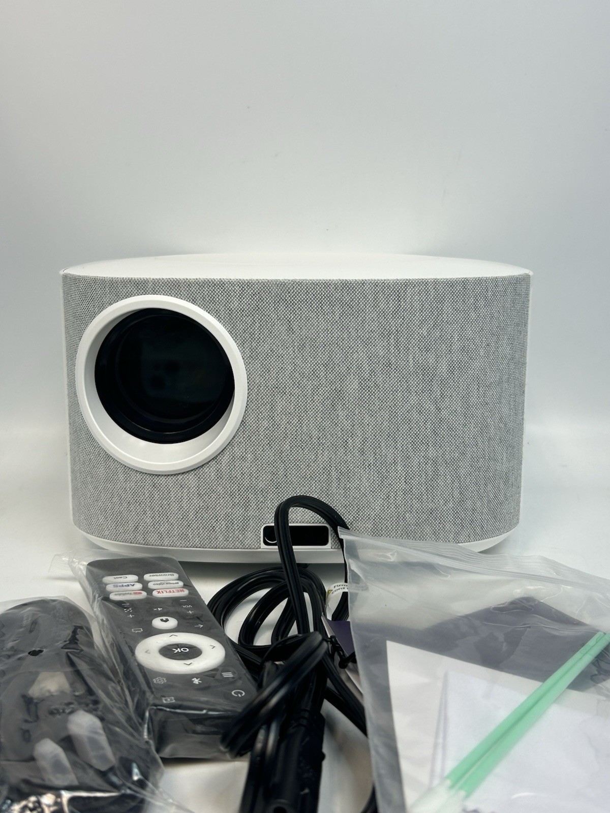 ONOAYO Outdoor-Projector-4K with 60W Dolby Audio and Official Apps White NO BOX