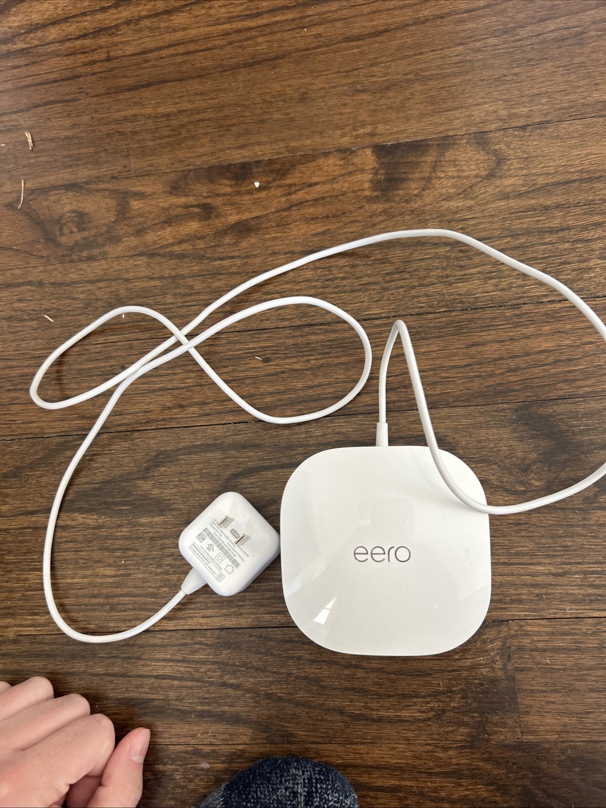 eero Dual-Band Wi-Fi Router 1200 Mbps J010001 2-Port Ethernet White & Adapter