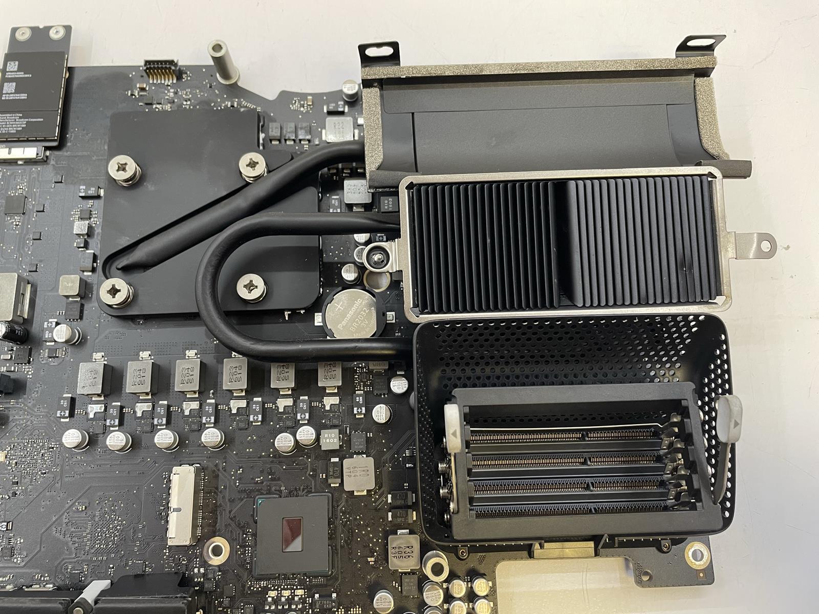 APPLE Motherboard 820-00292-A | No CPU