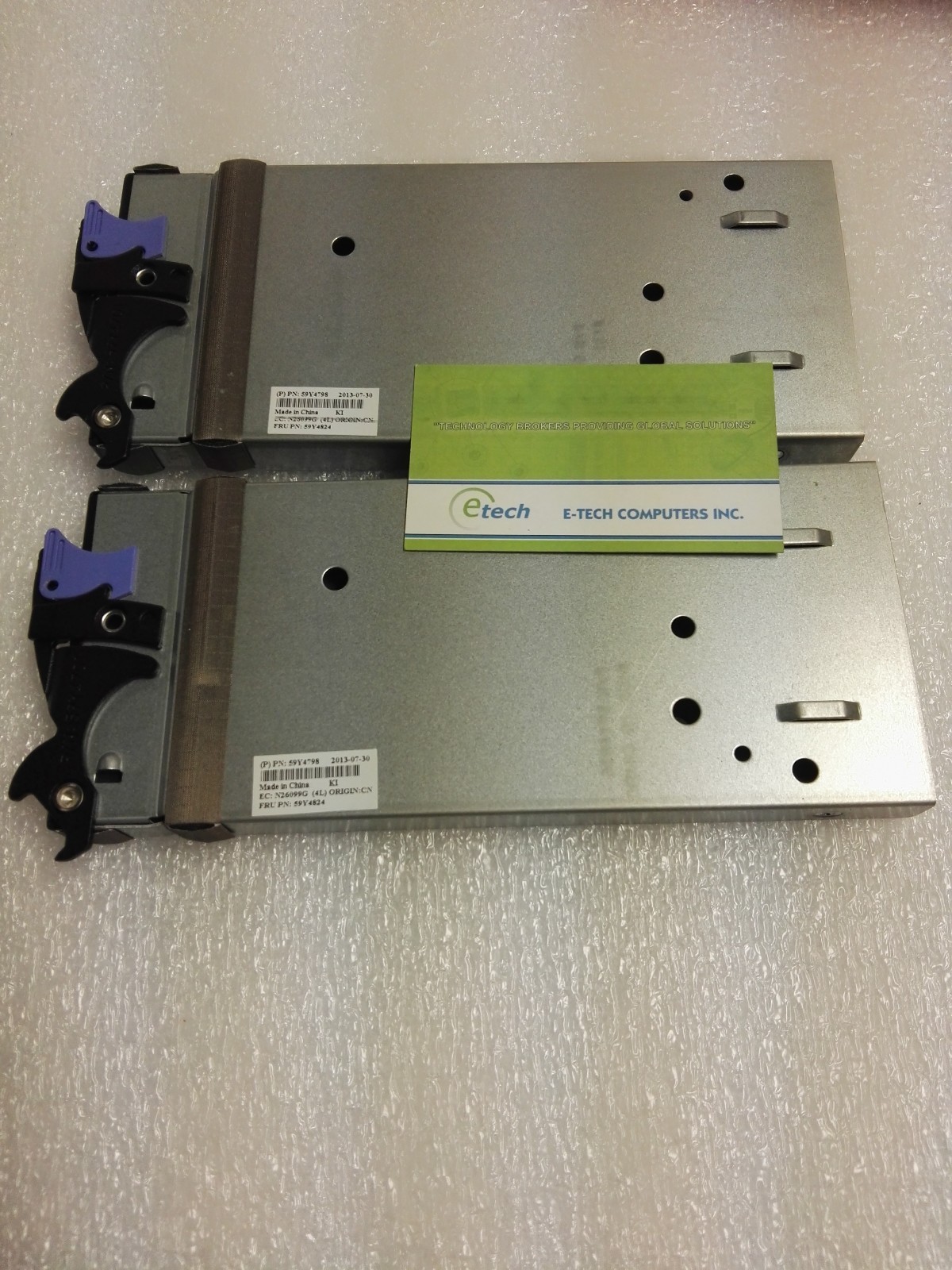 49Y4379 - IBM x3850 X5 and x3950 X5 QPI Wrap Card ( QPI Wrap cards FRU 46M0000)