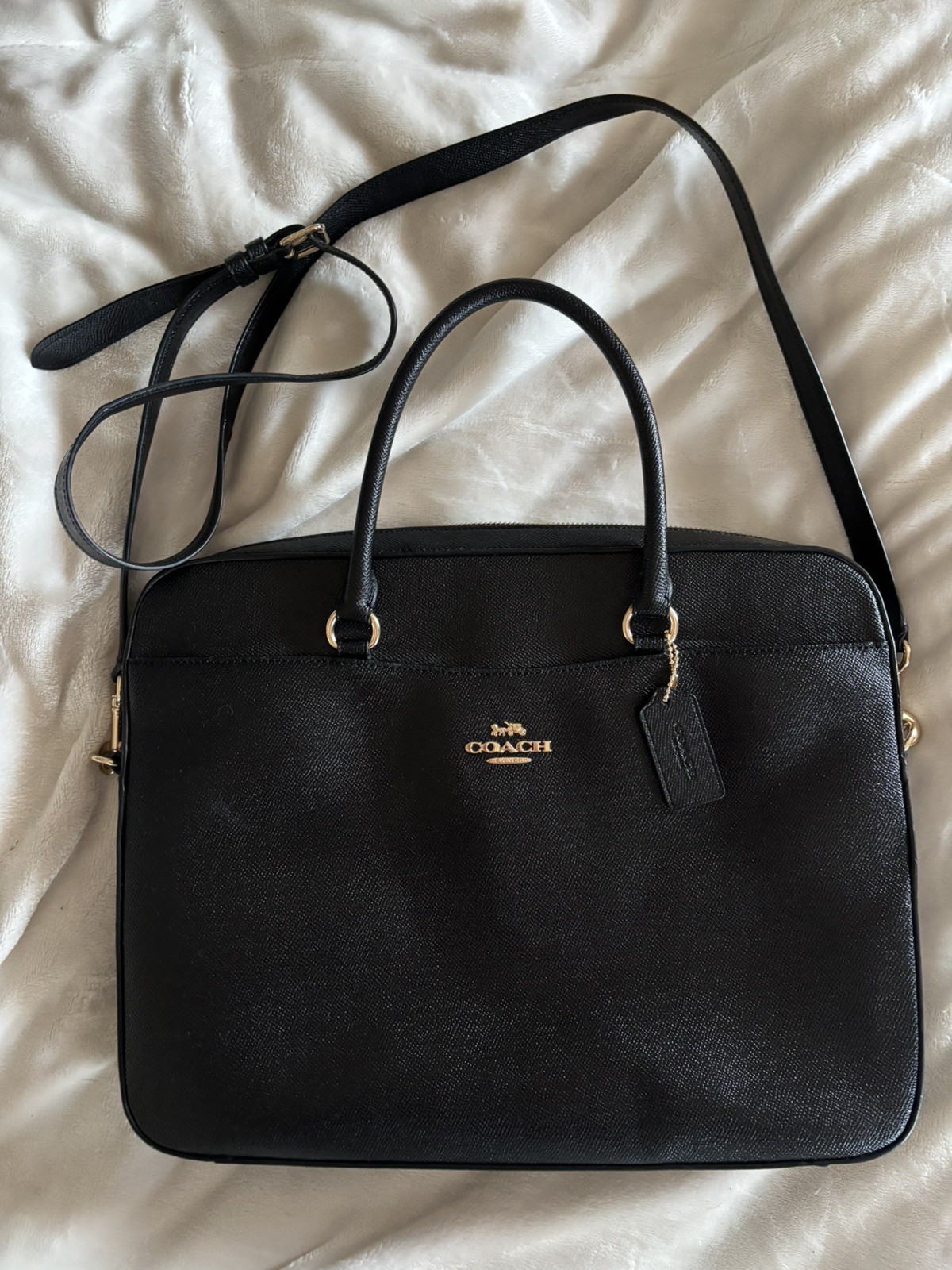 Coach Laptop Bag in Crossgrain Leather Black Crossbody F39022