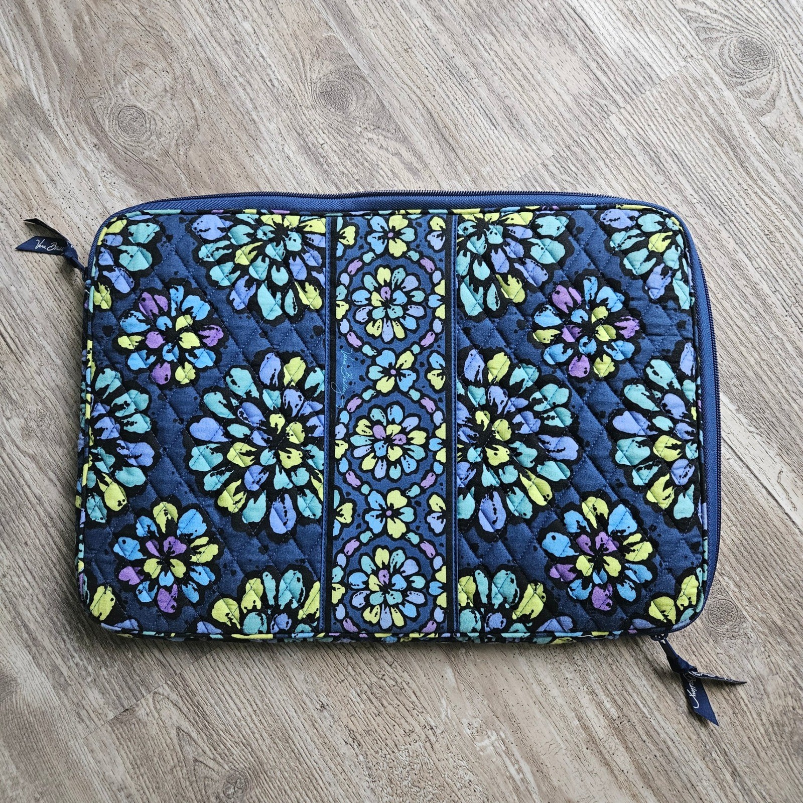 Vera Bradley Laptop Sleeve Midnight Blues Womens Large Blue Floral Quilted Case